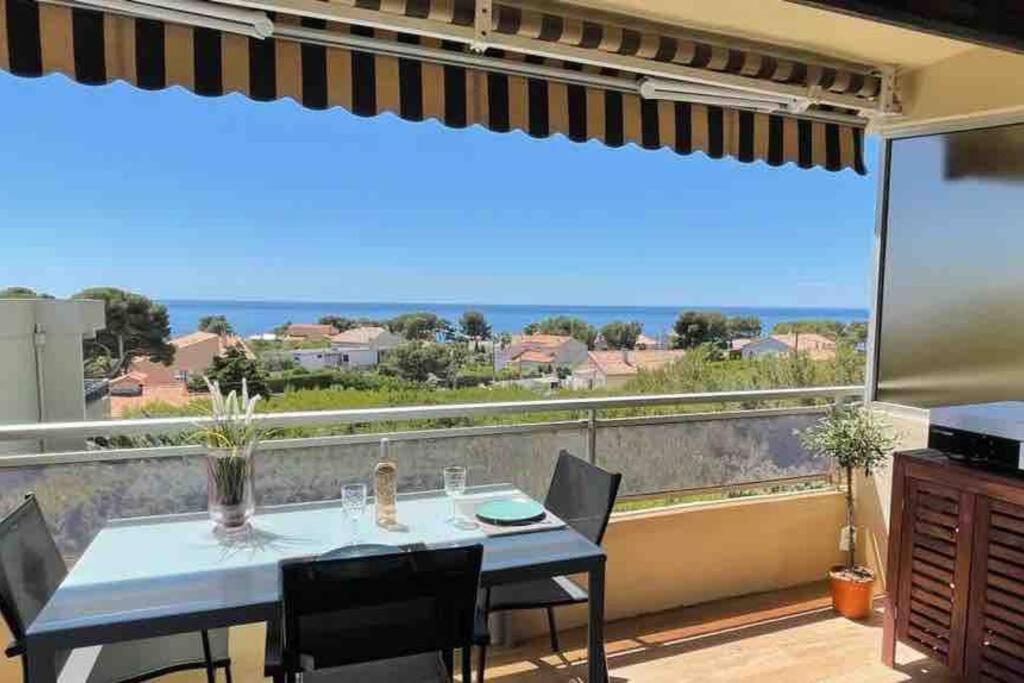 Appartement 2 Chambres Terrasse Vue Mer كاري-لو-رويه المظهر الخارجي الصورة